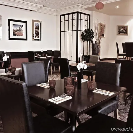 Copthorne 4*